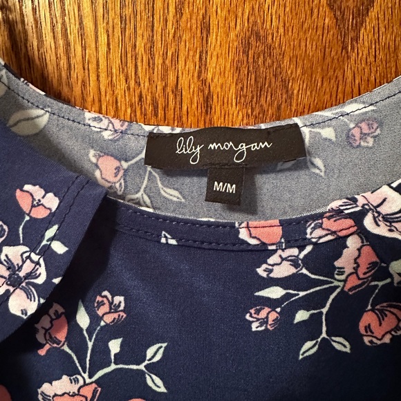 Cute Cold Shoulder Top - Picture 3 of 5